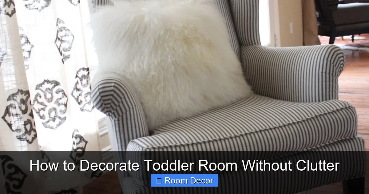How to Decorate Toddler Room Without Clutter