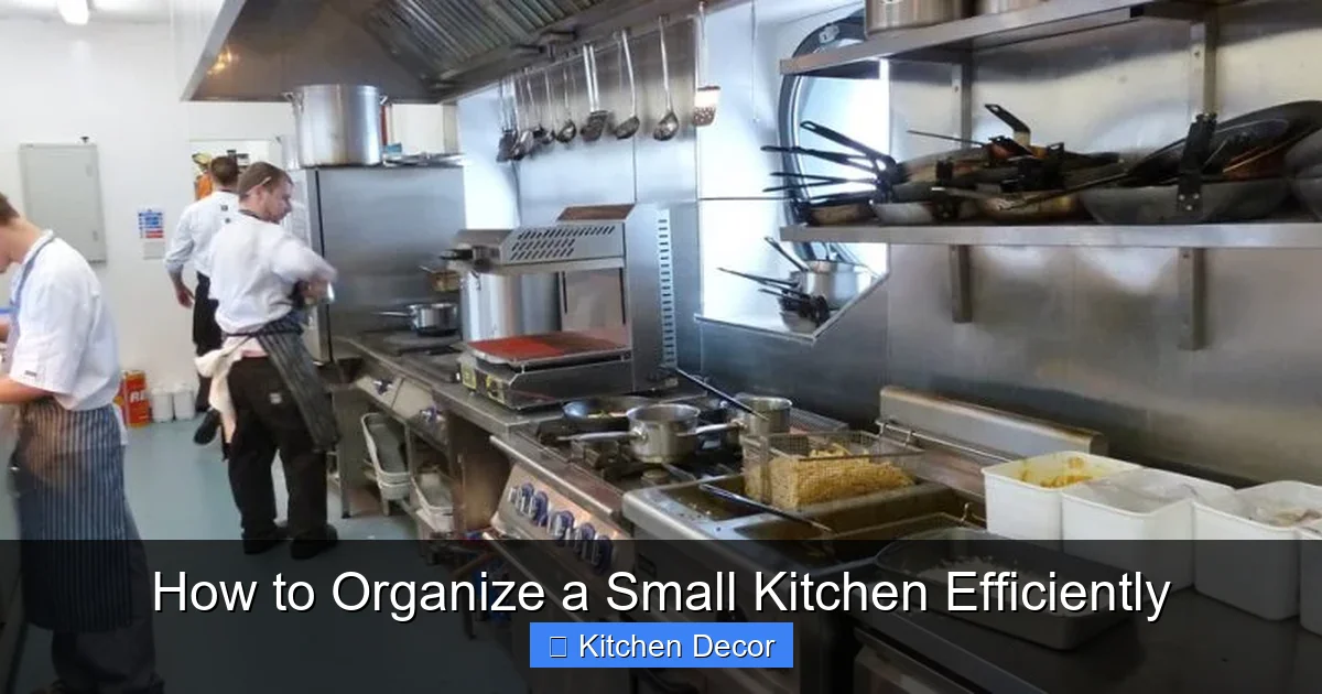 How to Organize a Small Kitchen Efficiently